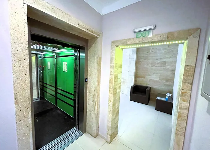 Panorama Sea Lux 酒店